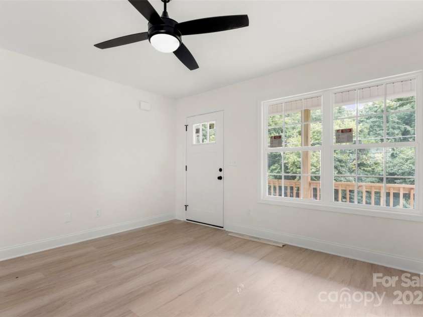 101 Lowry Row, York, SC 29745.  MLS# CAR4292098, YatesRealty ID 34721. 