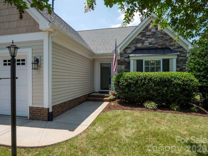 4406 Glenduran Lane, Waxhaw, NC 28173.  MLS# CAR4399887, YatesRealty ID 34721. 