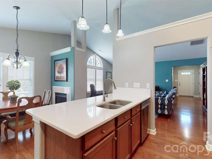 4406 Glenduran Lane, Waxhaw, NC 28173.  MLS# CAR4399887, YatesRealty ID 34721. 