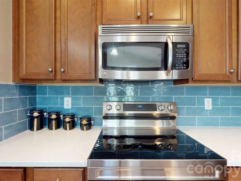 4406 Glenduran Lane, Waxhaw, NC 28173.  MLS# CAR4399887, YatesRealty ID 34721. 
