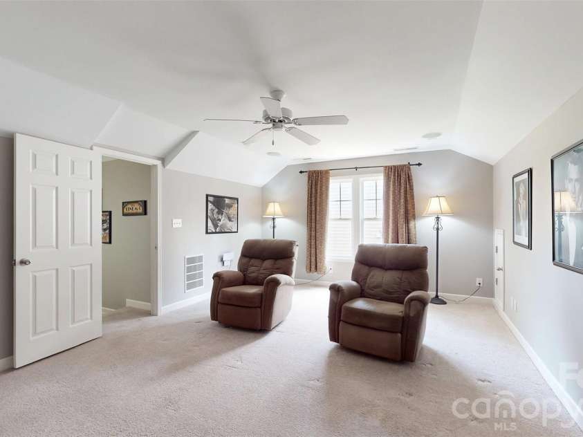 4406 Glenduran Lane, Waxhaw, NC 28173.  MLS# CAR4399887, YatesRealty ID 34721. 