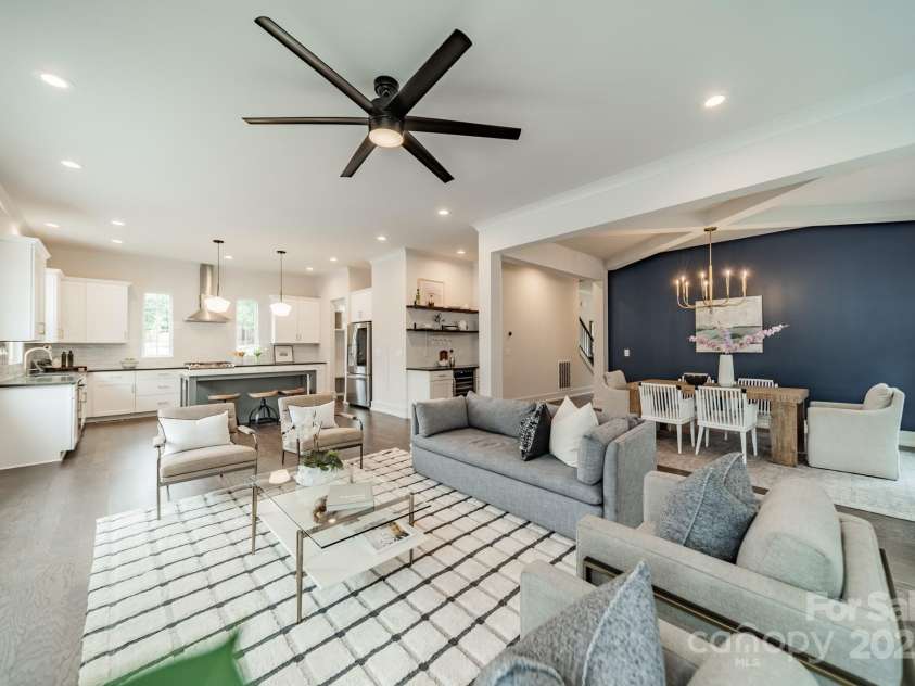 2600 Palm Avenue, Charlotte, NC 28205.  MLS# CAR4263482, YatesRealty ID 34722. 