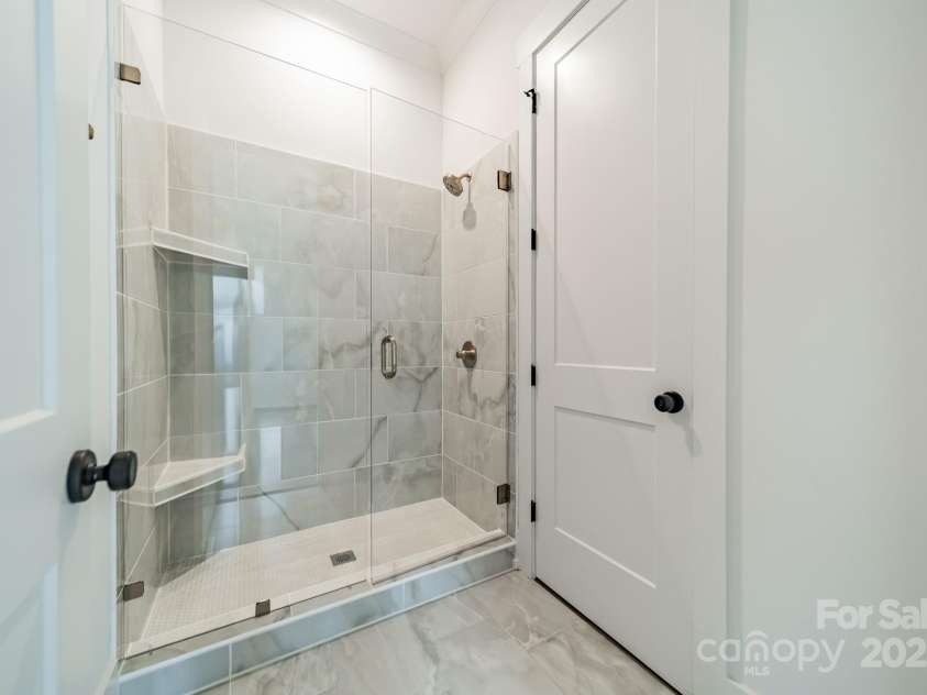 2600 Palm Avenue, Charlotte, NC 28205.  MLS# CAR4263482, YatesRealty ID 34722. 