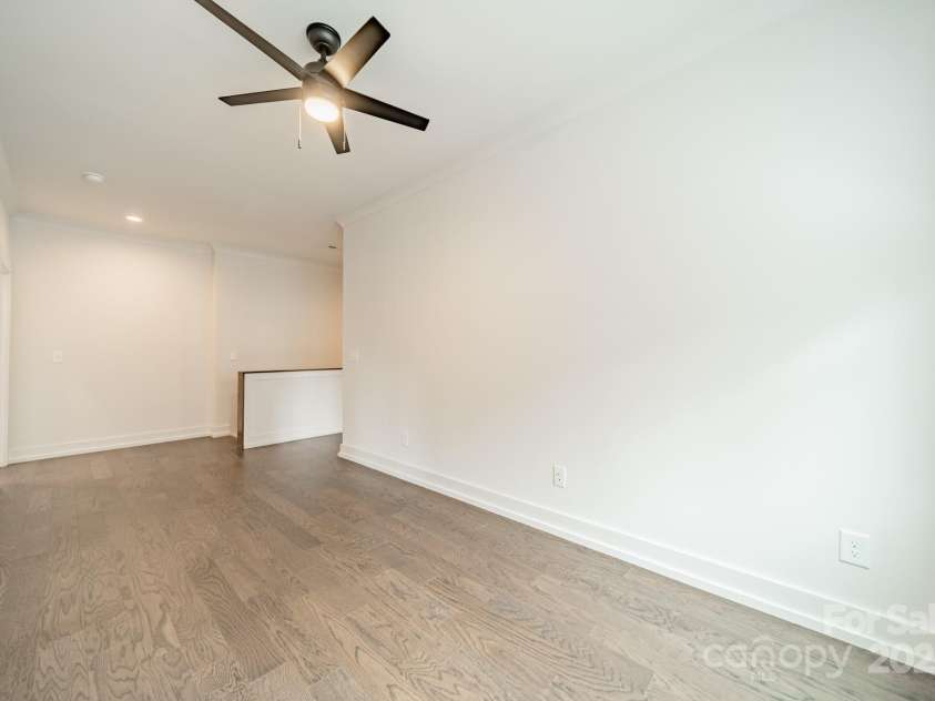 2600 Palm Avenue, Charlotte, NC 28205.  MLS# CAR4263482, YatesRealty ID 34722. 