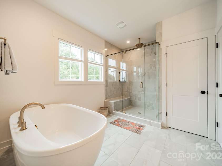 2600 Palm Avenue, Charlotte, NC 28205.  MLS# CAR4263482, YatesRealty ID 34722. 