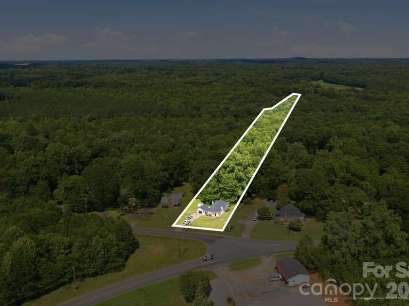 2693 Salem Church Road, Lincolnton, NC 28092.  MLS# CAR4395437, YatesRealty ID 34723. 