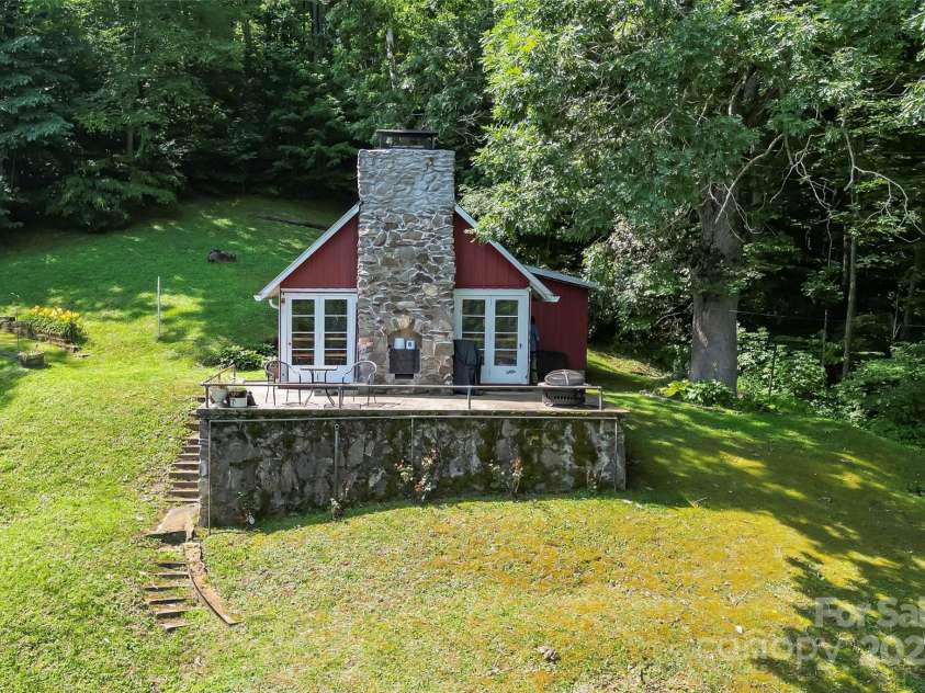 929 Soco Road, Maggie Valley, NC 28751.  MLS# CAR4275047, YatesRealty ID 34724. 