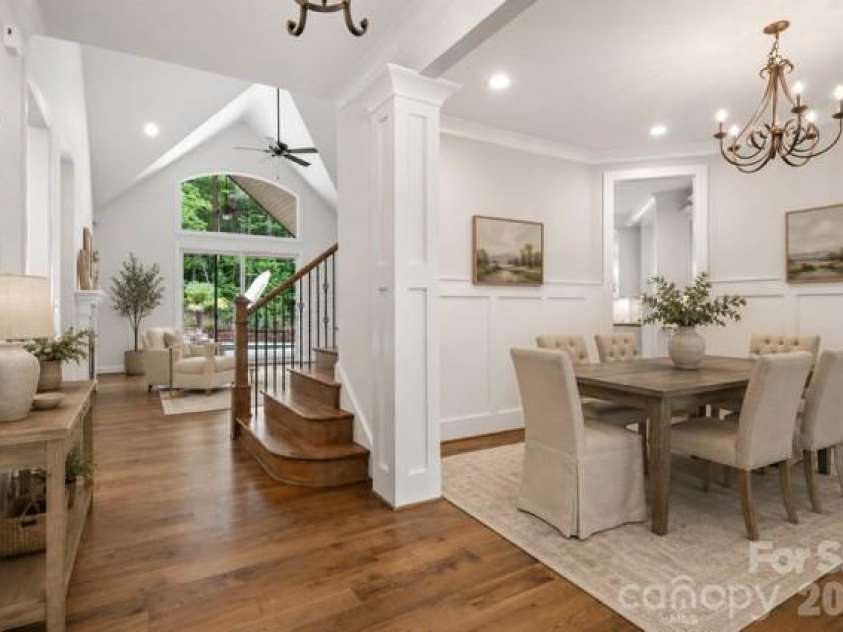 115 Buckingham Place Road, Mooresville, NC 28115.  MLS# CAR4373957, YatesRealty ID 34725. Virtually staged dining area and entry