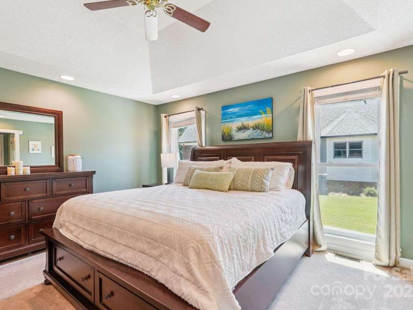 8300 Quail Hollow Drive, Harrisburg, NC 28075.  MLS# CAR4295062, YatesRealty ID 34726. Tray Ceilings.
