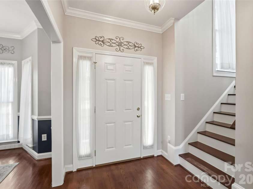 1009 Millwright Lane, Matthews, NC 28104.  MLS# CAR4387342, YatesRealty ID 34727. 