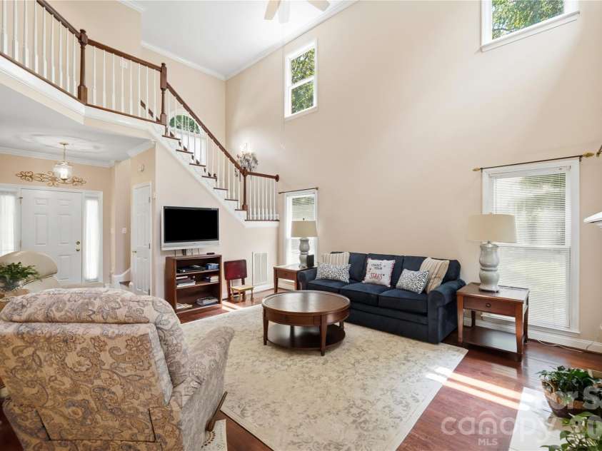 1009 Millwright Lane, Matthews, NC 28104.  MLS# CAR4387342, YatesRealty ID 34727. 