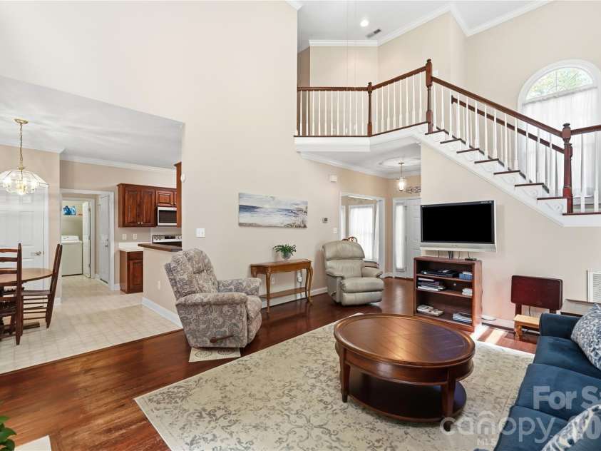 1009 Millwright Lane, Matthews, NC 28104.  MLS# CAR4387342, YatesRealty ID 34727. 