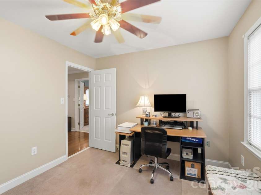 1009 Millwright Lane, Matthews, NC 28104.  MLS# CAR4387342, YatesRealty ID 34727. 