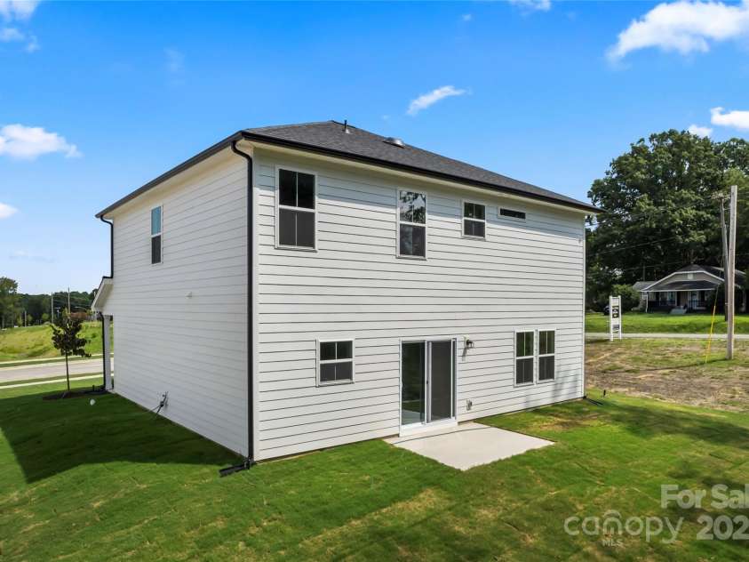 1305 Winged Way, Kannapolis, NC 28083.  MLS# CAR4295043, YatesRealty ID 34727. 