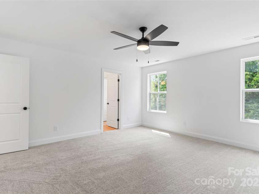 1305 Winged Way, Kannapolis, NC 28083.  MLS# CAR4295043, YatesRealty ID 34727. 