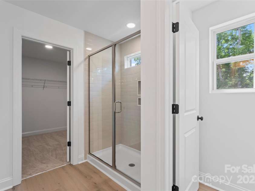 1305 Winged Way, Kannapolis, NC 28083.  MLS# CAR4295043, YatesRealty ID 34727. 