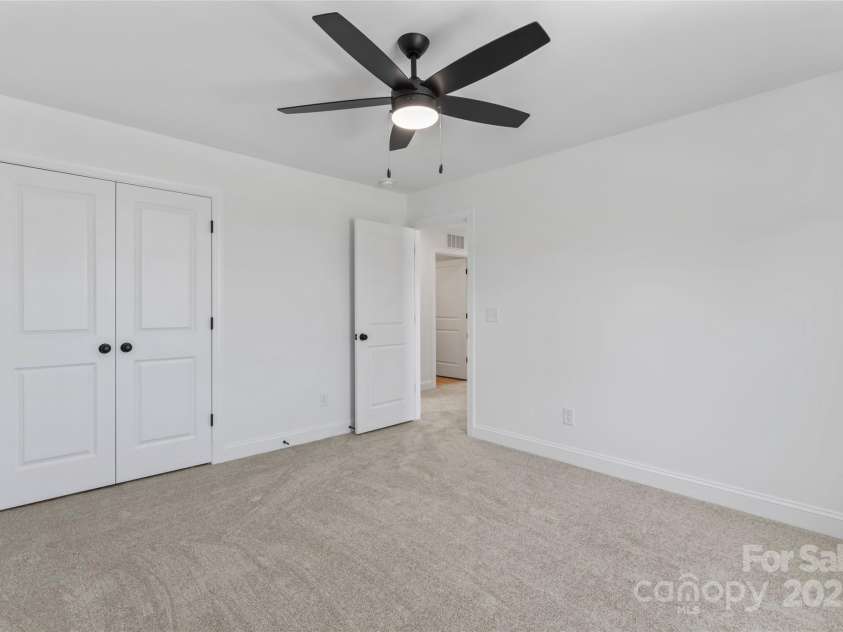 1305 Winged Way, Kannapolis, NC 28083.  MLS# CAR4295043, YatesRealty ID 34727. 