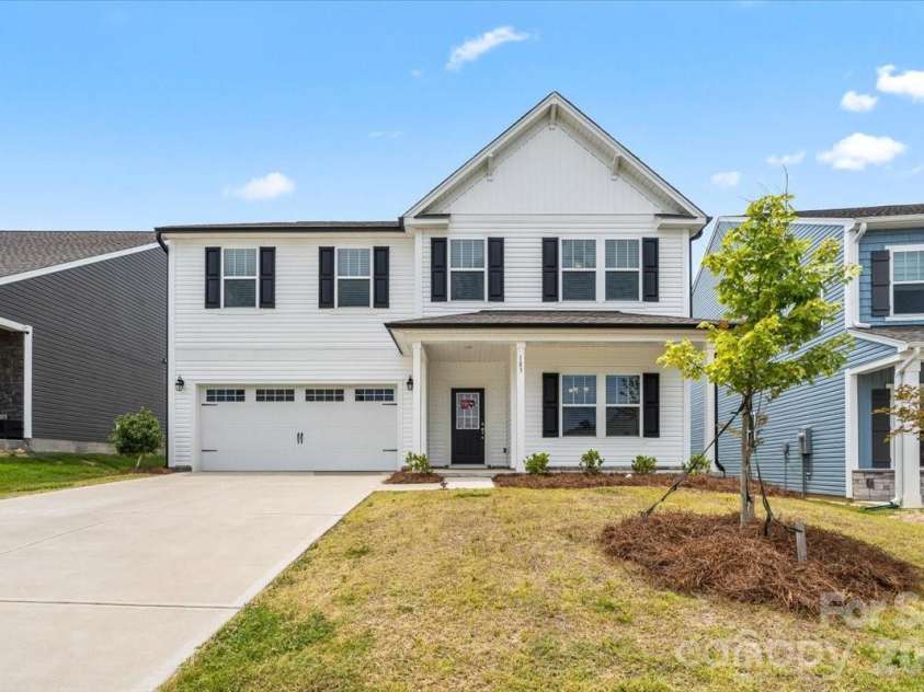 183 Parkmont Drive, Troutman, NC 28166.  MLS# CAR4397410, YatesRealty ID 34728. 