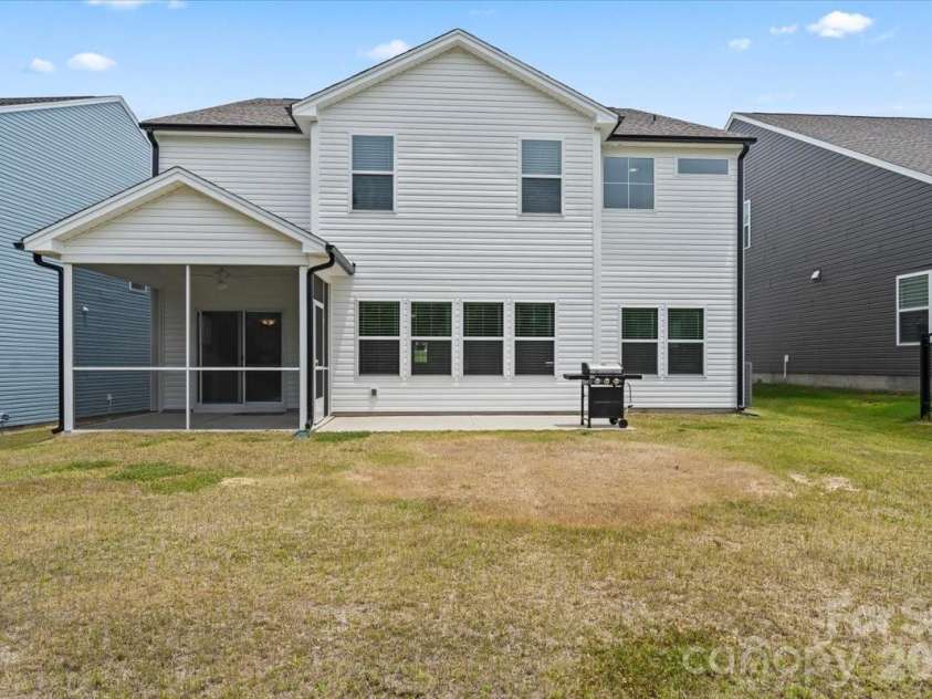 183 Parkmont Drive, Troutman, NC 28166.  MLS# CAR4397410, YatesRealty ID 34728. 