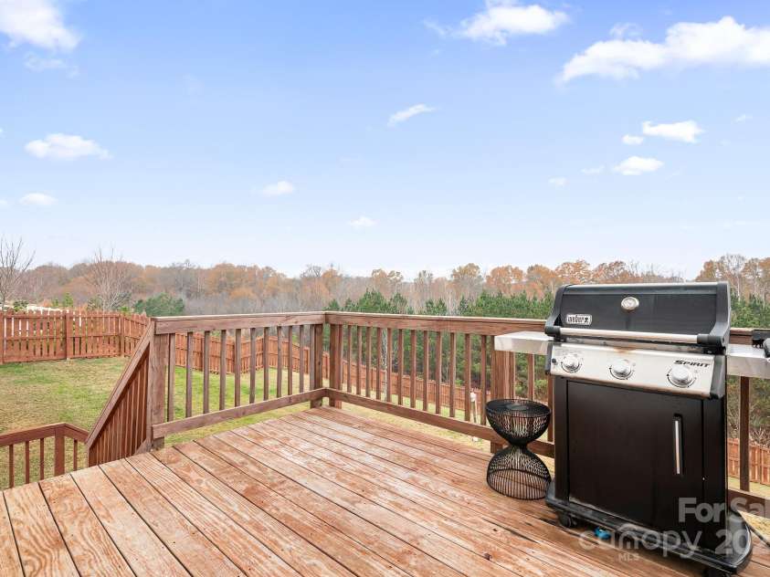 12928 Aberdeen Park Drive, Huntersville, NC 28078.  MLS# CAR4325509, YatesRealty ID 3473. 