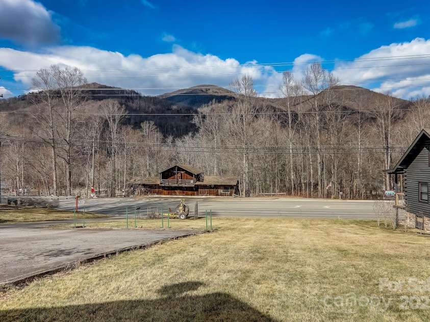 1639 Soco Road, Maggie Valley, NC 28751.  MLS# CAR4214024, YatesRealty ID 3473. 