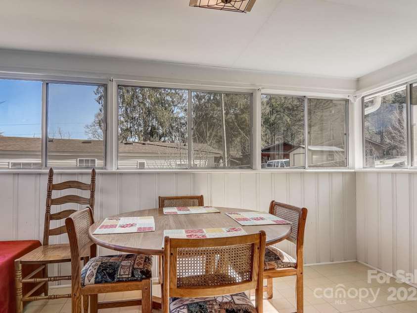 1639 Soco Road, Maggie Valley, NC 28751.  MLS# CAR4214024, YatesRealty ID 3473. 