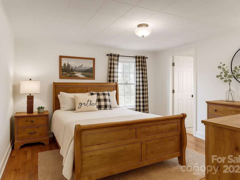 1639 Soco Road, Maggie Valley, NC 28751.  MLS# CAR4321917, YatesRealty ID 3473. Primary bedroom - virtual staging