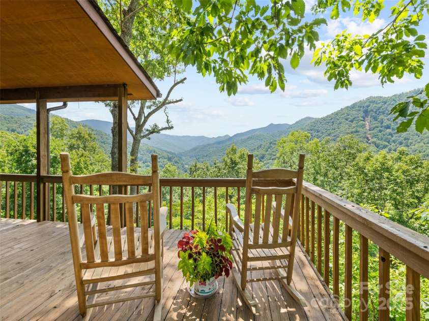 144 Avant Road, Canton, NC 28716.  MLS# CAR4295790, YatesRealty ID 34730. 