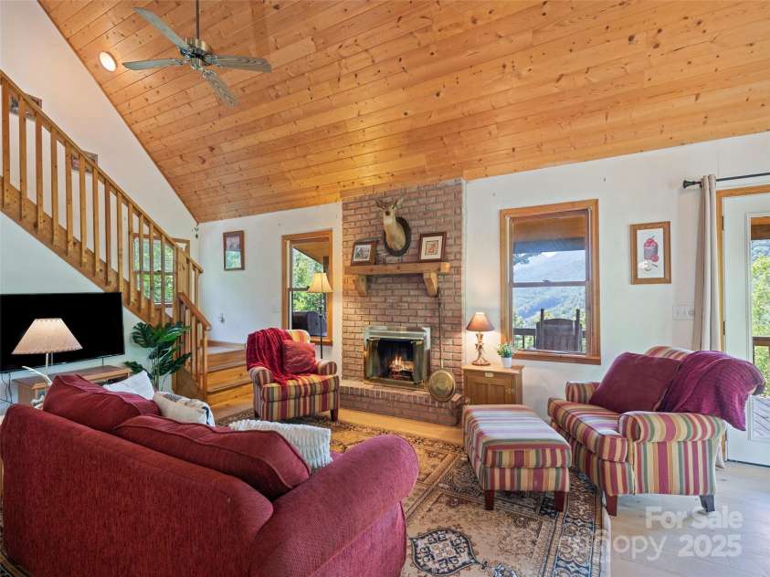 144 Avant Road, Canton, NC 28716.  MLS# CAR4295790, YatesRealty ID 34730. 