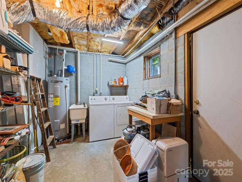 144 Avant Road, Canton, NC 28716.  MLS# CAR4295790, YatesRealty ID 34730. 