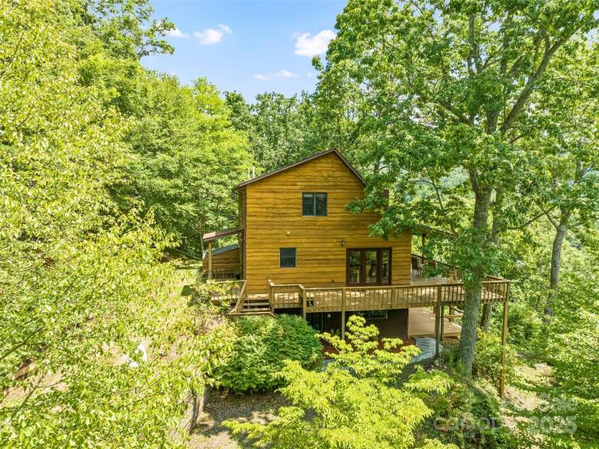 144 Avant Road, Canton, NC 28716.  MLS# CAR4295790, YatesRealty ID 34730. 