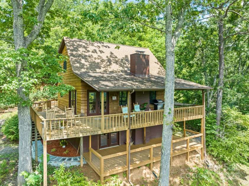 144 Avant Road, Canton, NC 28716.  MLS# CAR4295790, YatesRealty ID 34730. 