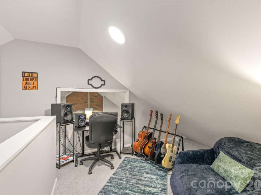 7012 Knotty Pine Road, Waxhaw, NC 28173.  MLS# CAR4388144, YatesRealty ID 34730. 