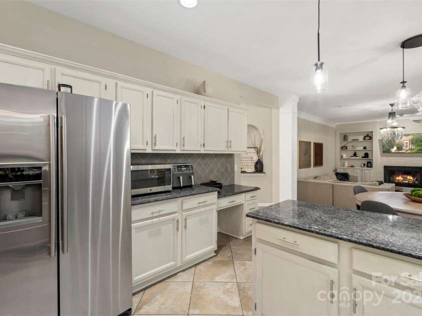 10701 Spring Camp Way, Charlotte, NC 28277.  MLS# CAR4286073, YatesRealty ID 34731. 