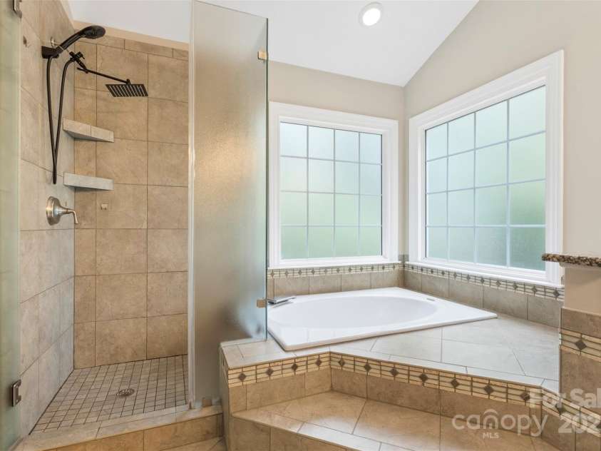 10701 Spring Camp Way, Charlotte, NC 28277.  MLS# CAR4286073, YatesRealty ID 34731. 