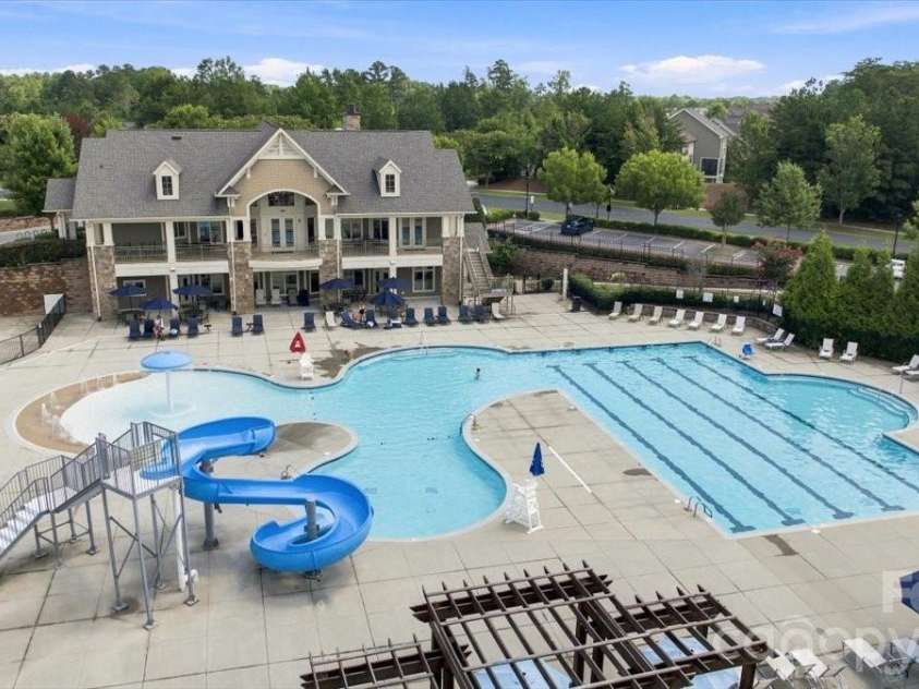17534 Austins Creek Drive, Charlotte, NC 28278.  MLS# CAR4388620, YatesRealty ID 34731. 