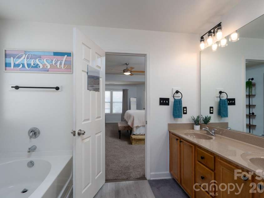 1439 Napa Street, Concord, NC 28027.  MLS# CAR4349177, YatesRealty ID 34732. 