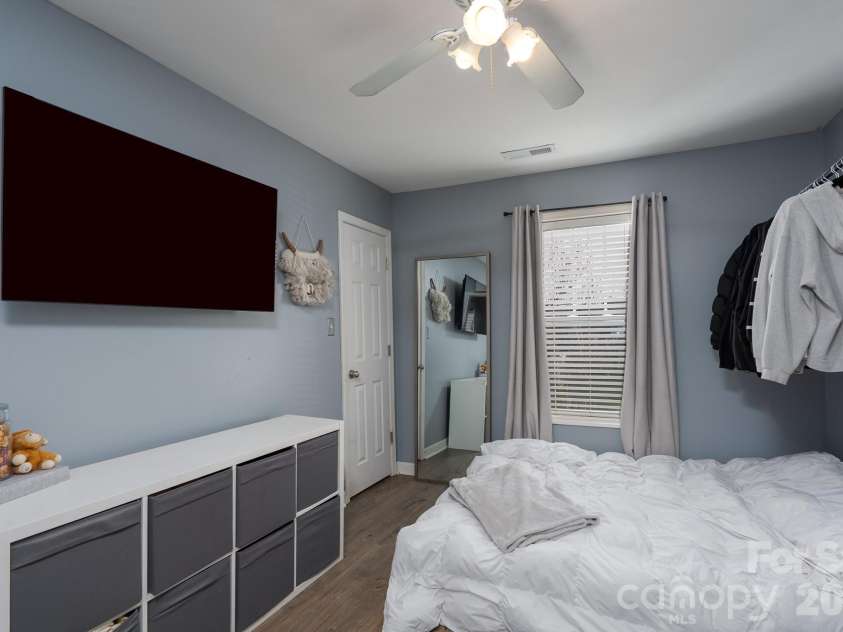 1439 Napa Street, Concord, NC 28027.  MLS# CAR4349177, YatesRealty ID 34732. 