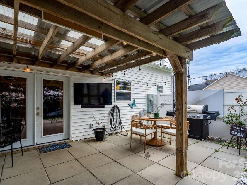 1439 Napa Street, Concord, NC 28027.  MLS# CAR4349177, YatesRealty ID 34732. 