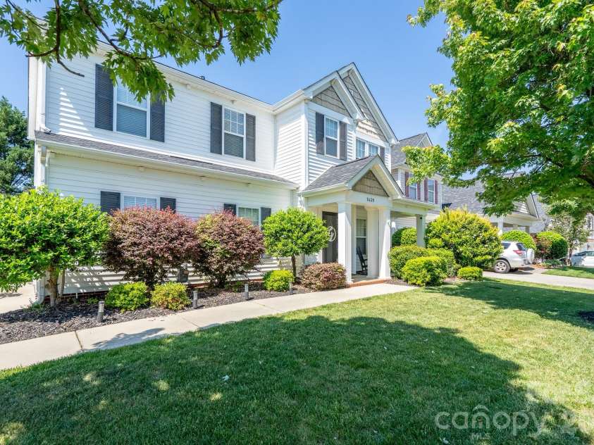 1439 Napa Street, Concord, NC 28027.  MLS# CAR4349177, YatesRealty ID 34732. 
