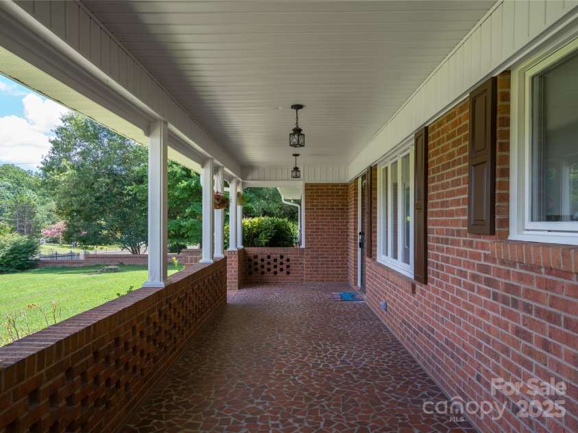 5486 Highway 27 Highway, Iron Station, NC 28080.  MLS# CAR4283380, YatesRealty ID 34732. 