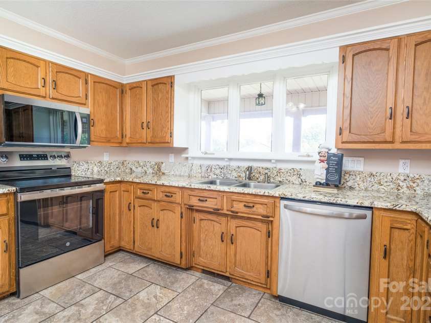 5486 Highway 27 Highway, Iron Station, NC 28080.  MLS# CAR4283380, YatesRealty ID 34732. 