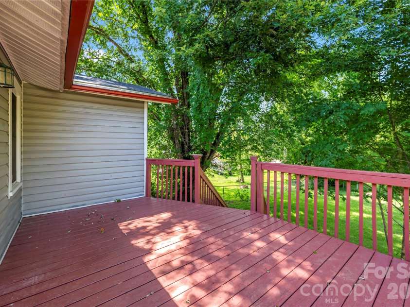 142 Substation Road, Canton, NC 28716.  MLS# CAR4395997, YatesRealty ID 34733. 