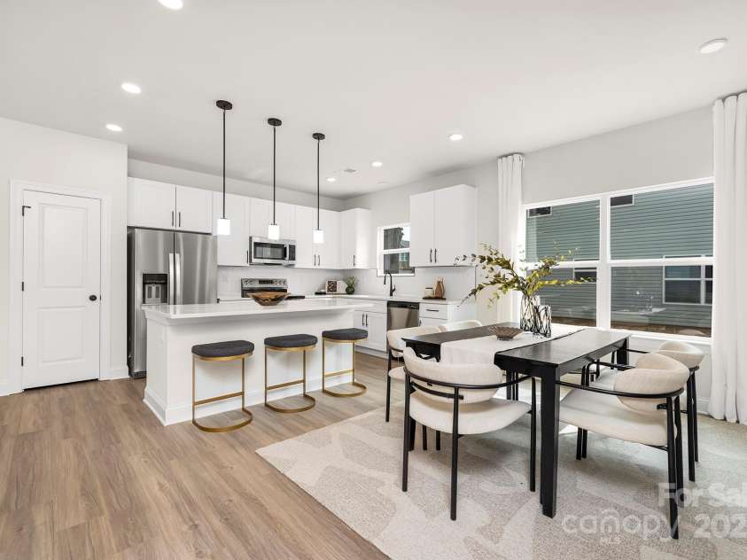 9427 Weston Woods Lane, Charlotte, NC 28216.  MLS# CAR4283182, YatesRealty ID 34734. 
