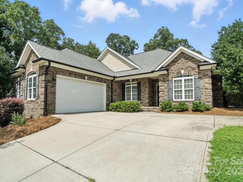 130 Merrifield Drive, Locust, NC 28097.  MLS# CAR4283327, YatesRealty ID 34735. 