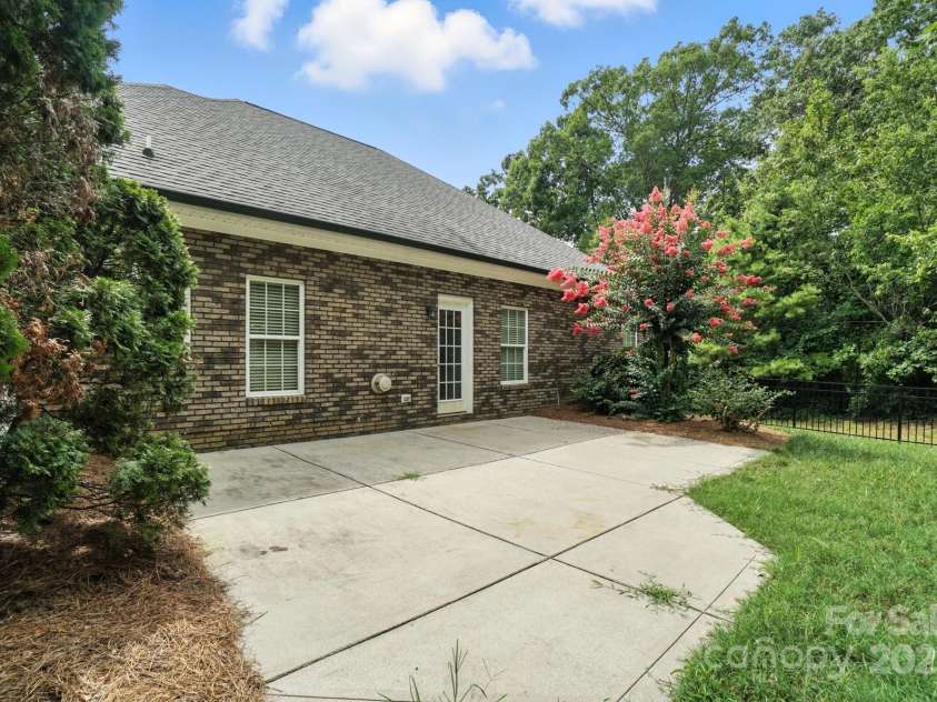 130 Merrifield Drive, Locust, NC 28097.  MLS# CAR4283327, YatesRealty ID 34735. 