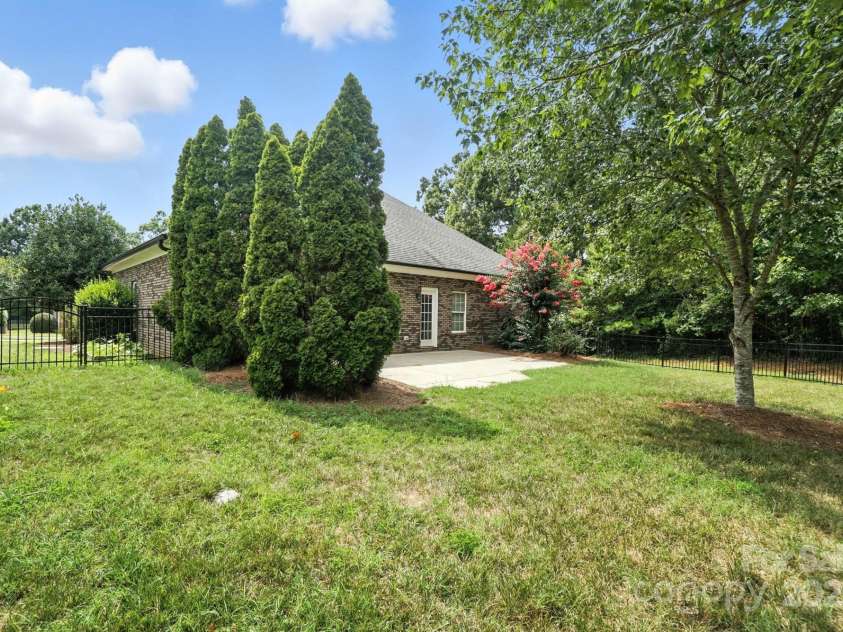 130 Merrifield Drive, Locust, NC 28097.  MLS# CAR4283327, YatesRealty ID 34735. 