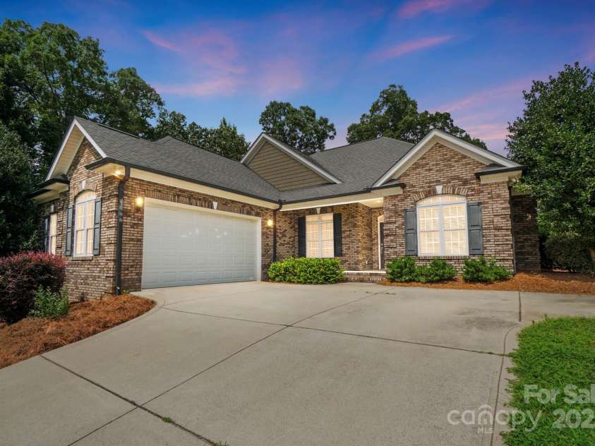 130 Merrifield Drive, Locust, NC 28097.  MLS# CAR4283327, YatesRealty ID 34735. 