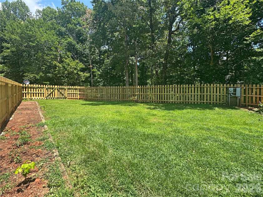 173 Croom Hollow Drive, Nebo, NC 28761.  MLS# CAR4399515, YatesRealty ID 34735. 