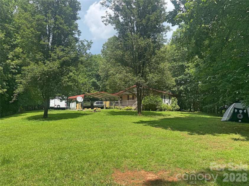 173 Croom Hollow Drive, Nebo, NC 28761.  MLS# CAR4399515, YatesRealty ID 34735. 